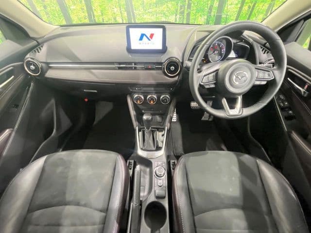 Car thumbnail 2
