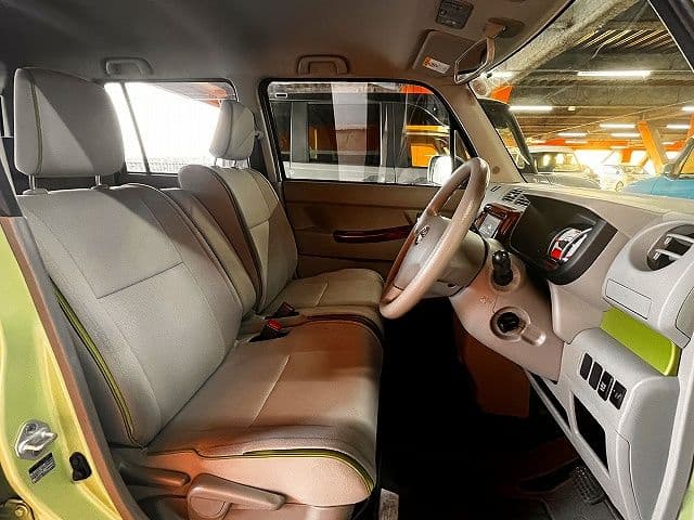 Car thumbnail 4
