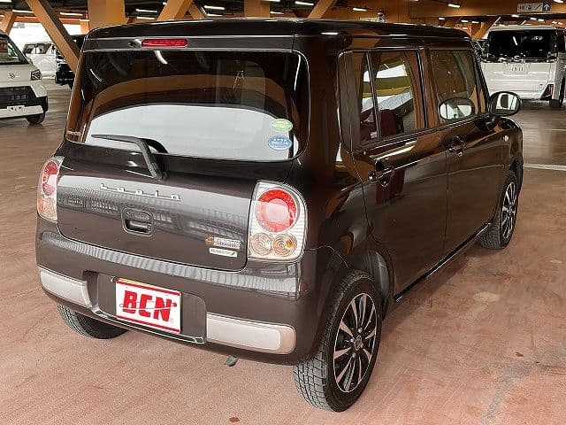 Car thumbnail 3