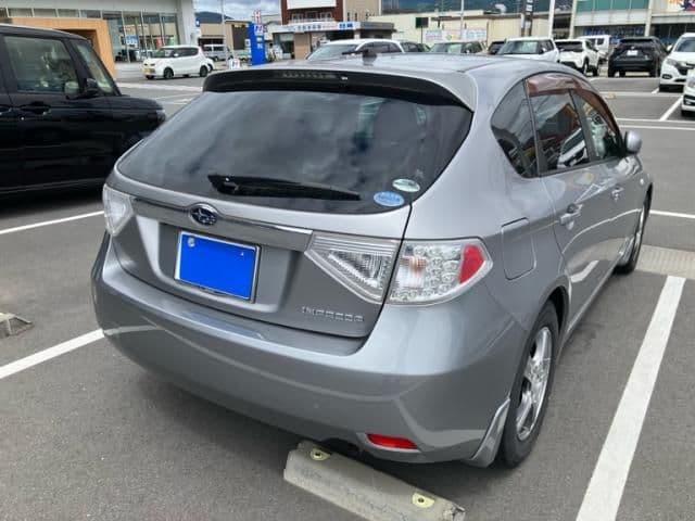 Car thumbnail 4