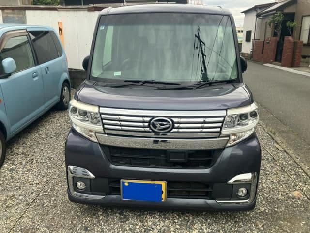 Car image 1