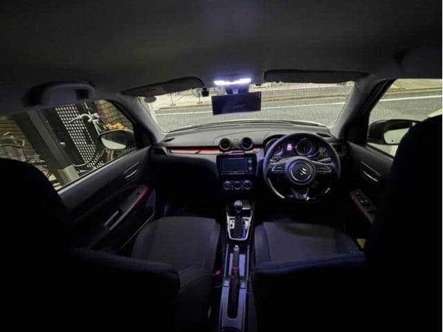 Car thumbnail 3