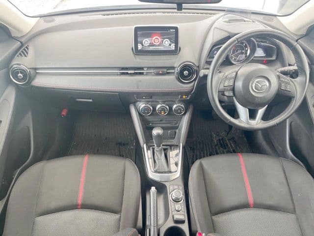 Car thumbnail 2