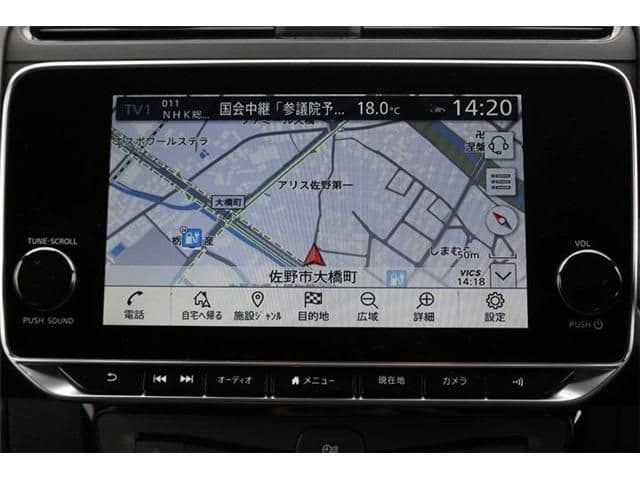 Car thumbnail 3