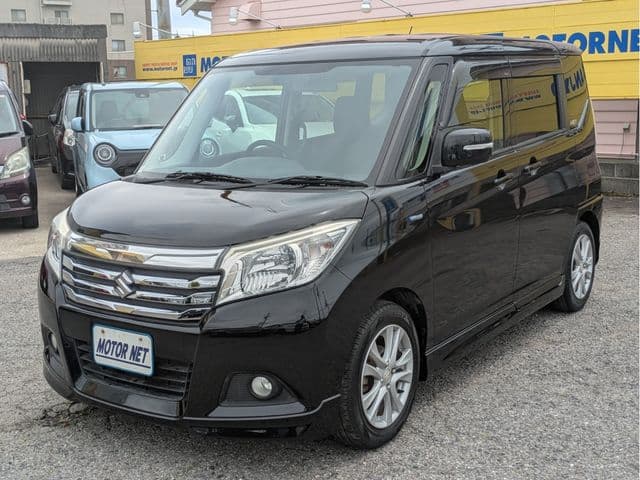 SUZUKI