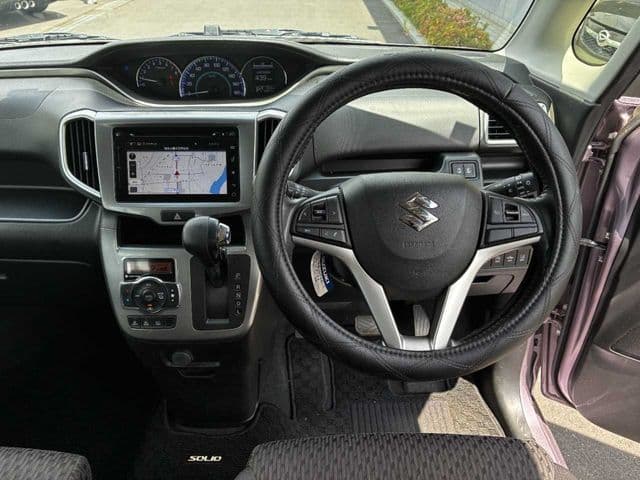 Car thumbnail 3