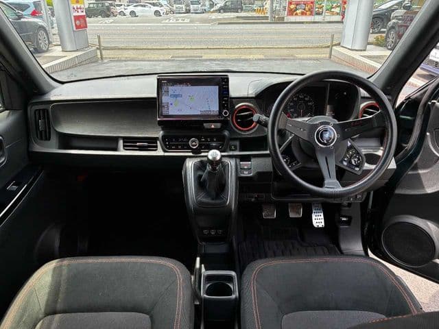 Car thumbnail 2