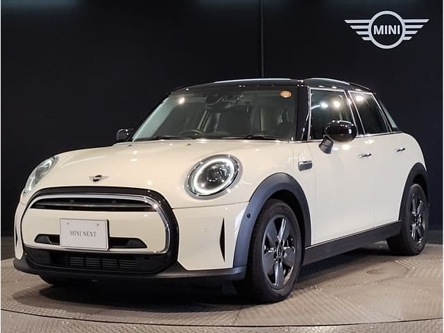 Car image 1