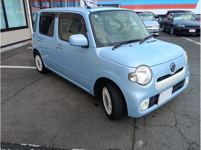 Car thumbnail 3