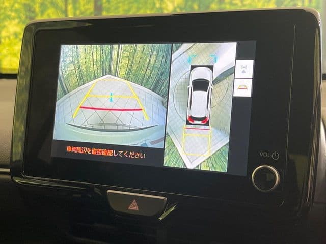 Car thumbnail 4