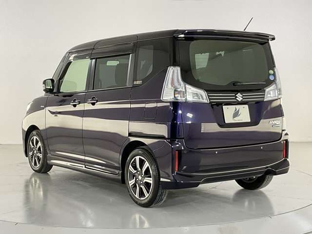 Car thumbnail 4