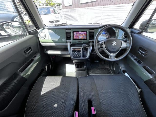 Car thumbnail 2