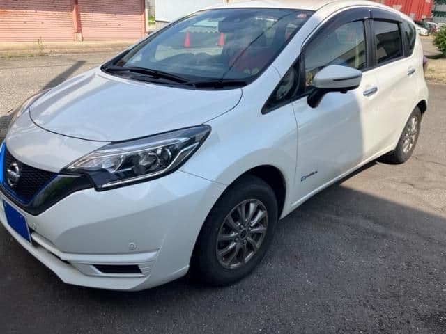 NISSAN