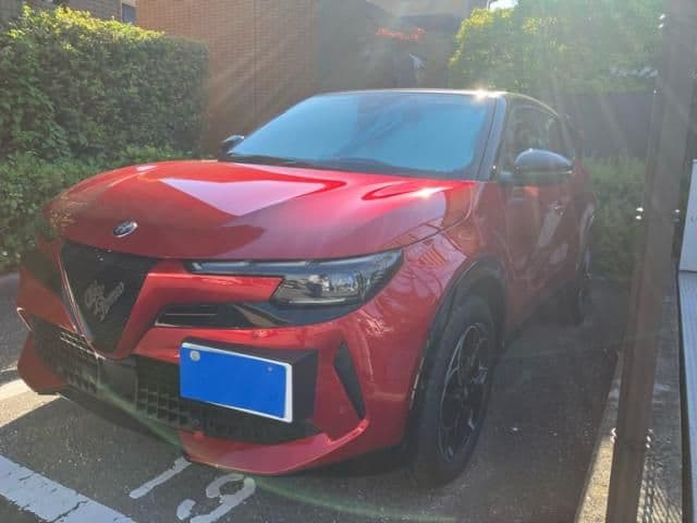 Car thumbnail 3
