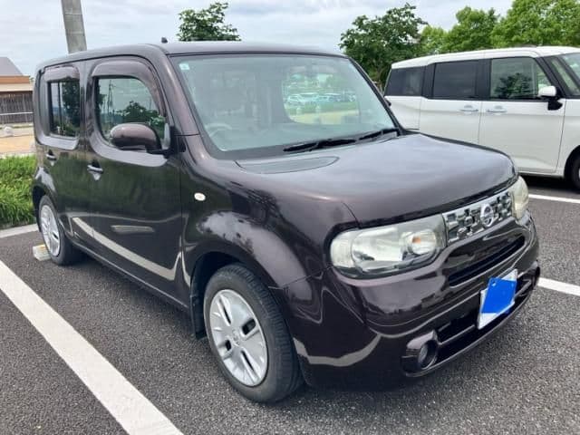 NISSAN