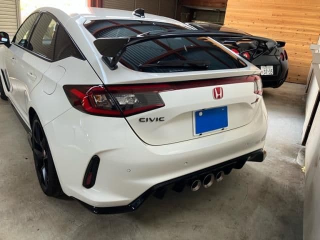 Car thumbnail 4
