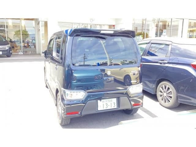 Car thumbnail 2