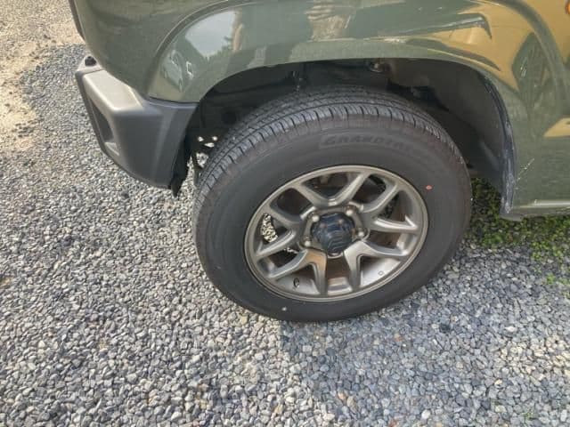 Car thumbnail 4