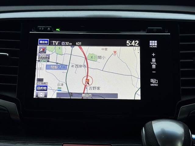Car thumbnail 3