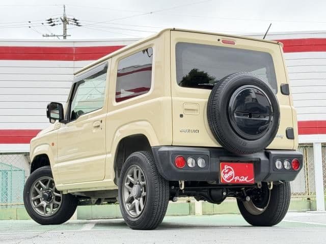 Car thumbnail 4