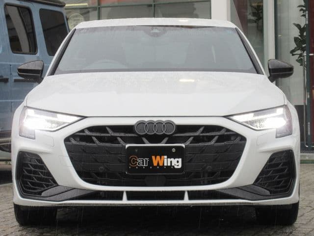 Car thumbnail 3