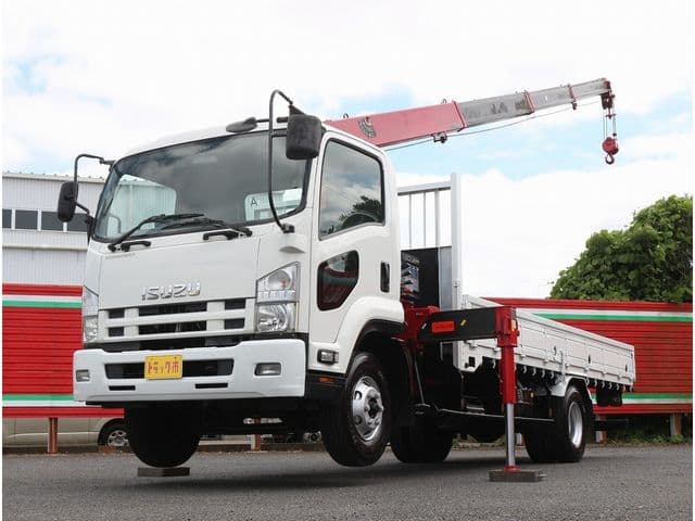 ISUZU