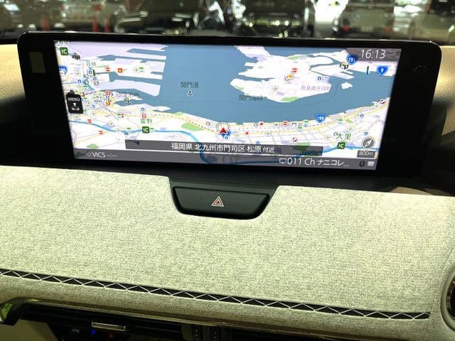 Car thumbnail 4