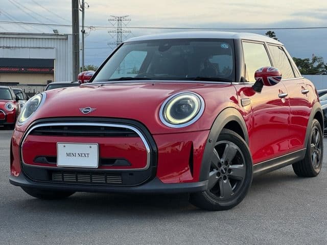 Car image 1