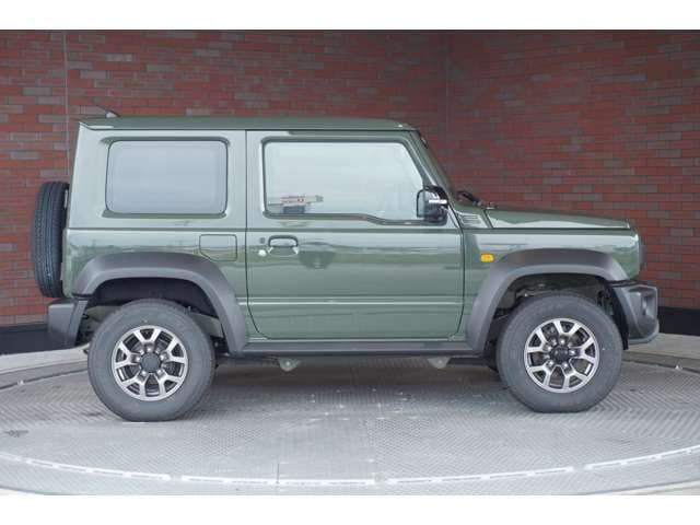 Car thumbnail 2