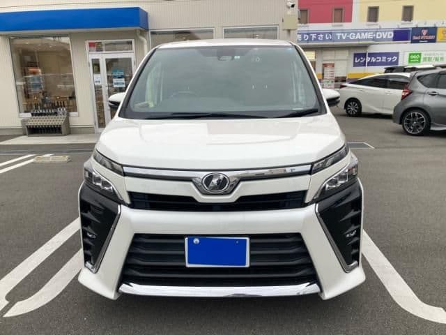 Car thumbnail 2