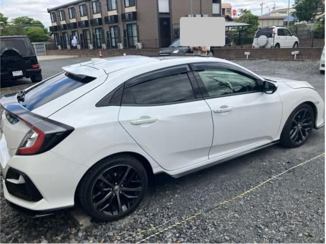 Car thumbnail 4