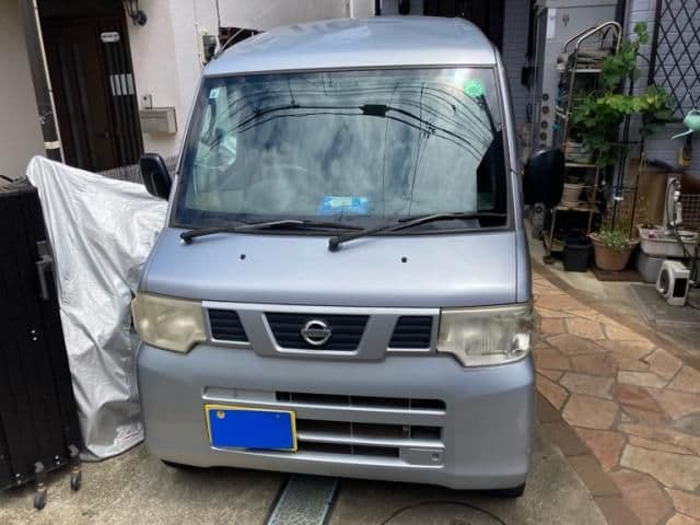 NISSAN