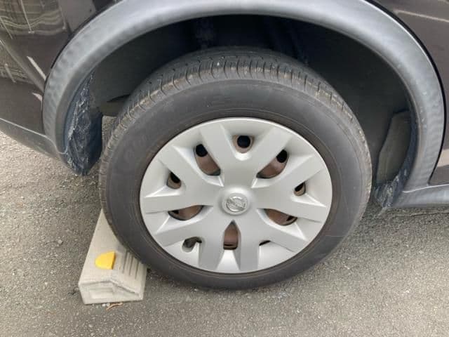 Car thumbnail 3