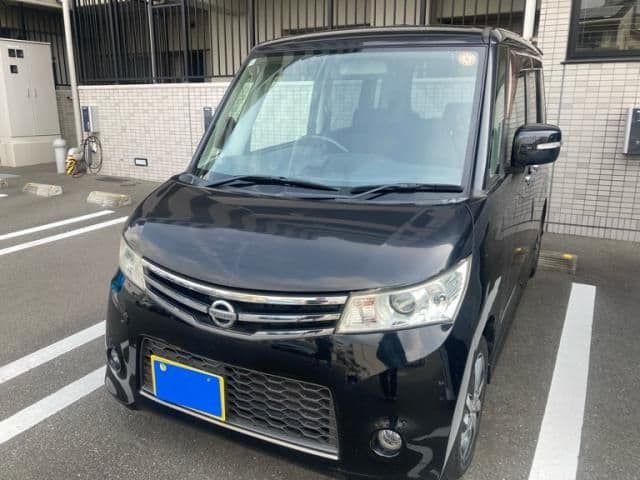 NISSAN