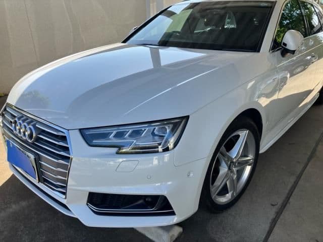 AUDI