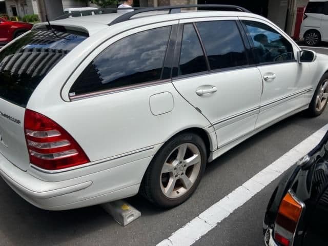 Car thumbnail 3
