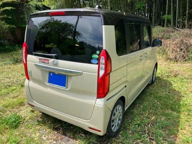 Car thumbnail 4