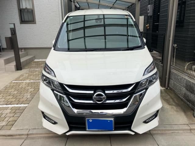 NISSAN