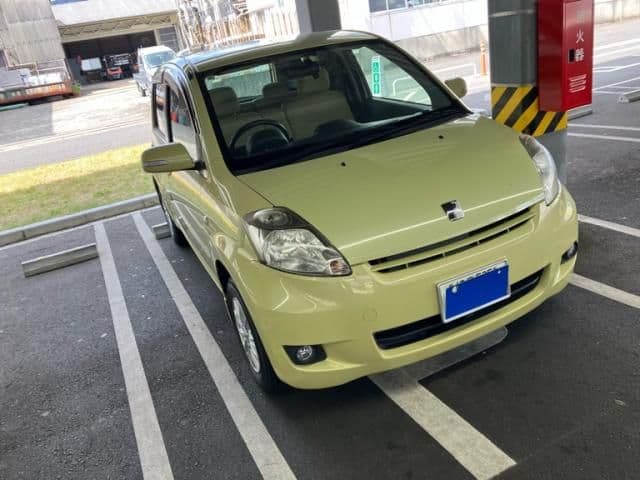 Car thumbnail 3