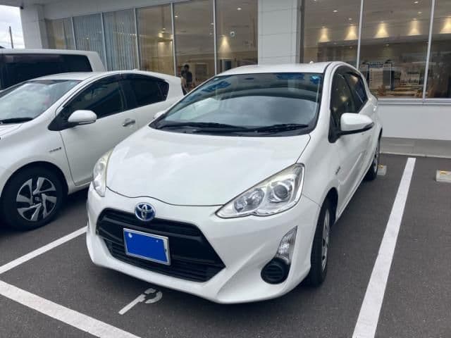 Car image 1