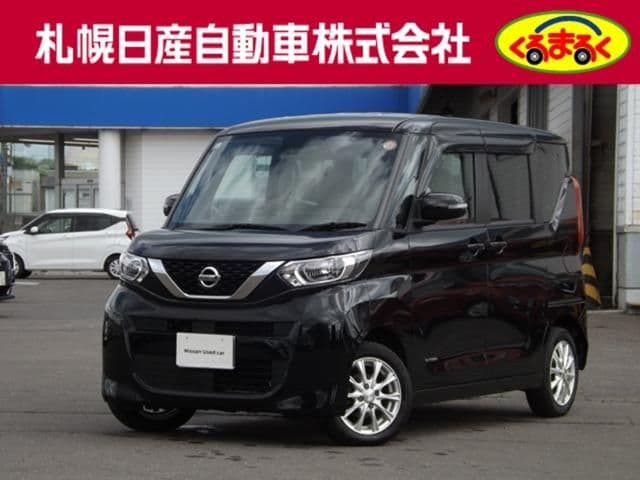 NISSAN