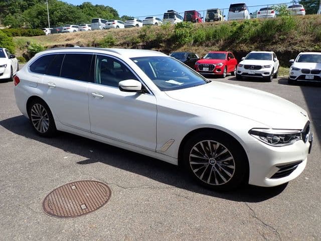 Car thumbnail 4