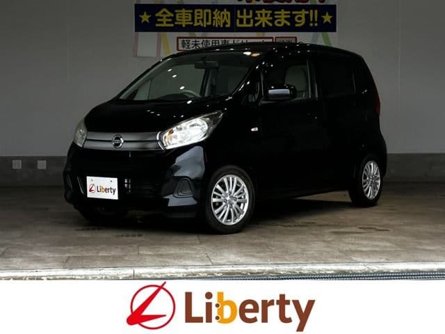 NISSAN