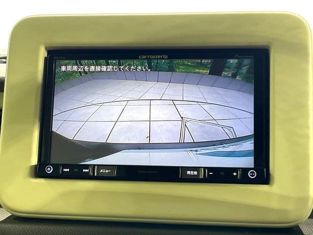 Car thumbnail 4