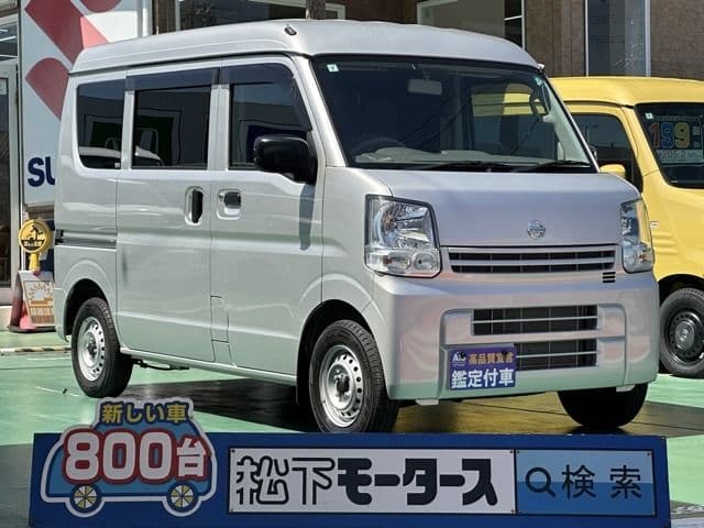 NISSAN