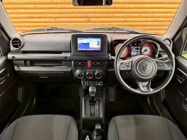 Car thumbnail 3