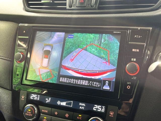 Car thumbnail 4