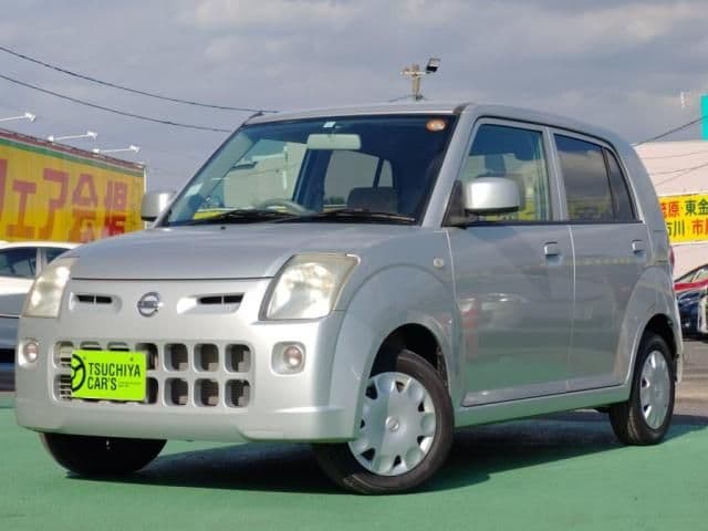 NISSAN
