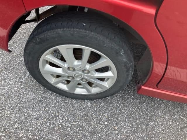 Car thumbnail 4