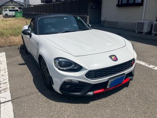 Car image 1